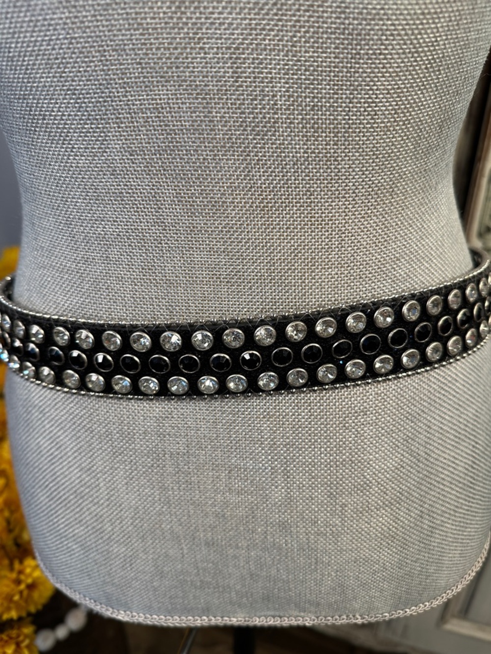 Rhinestone Studded Women's Western Fashion Belt - Black - Picture 3 of 7